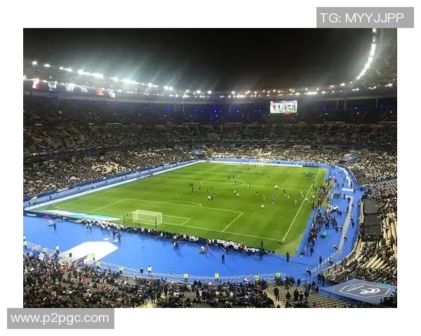 足球巨星4K超清壁纸大全 热血竞技场面全面呈现 高清美图尽显球场魅力