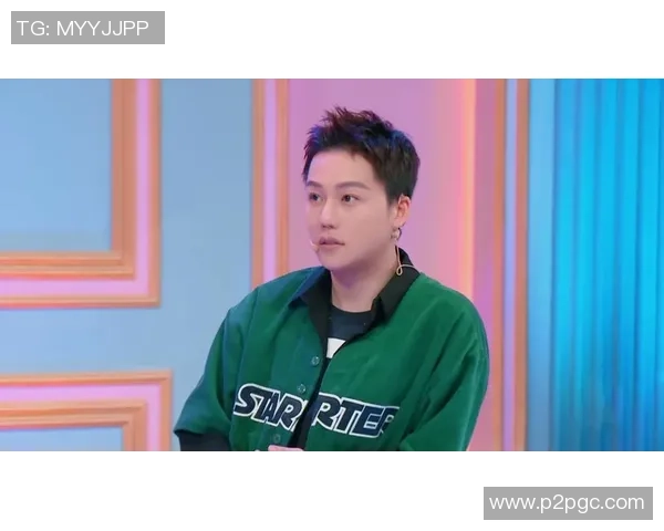 足球明星花式逗趣陪伴孩子欢乐时光引发满场欢笑